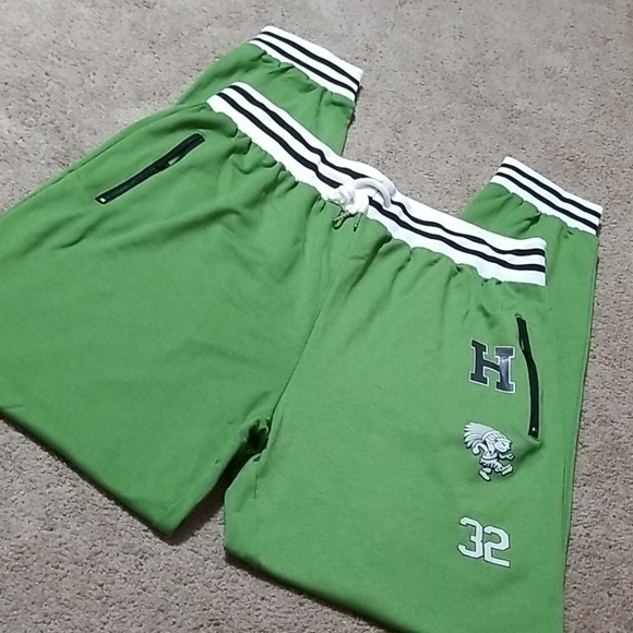 SOLD-Green Unisex Lounge Set-XL - Picture 3 of 4